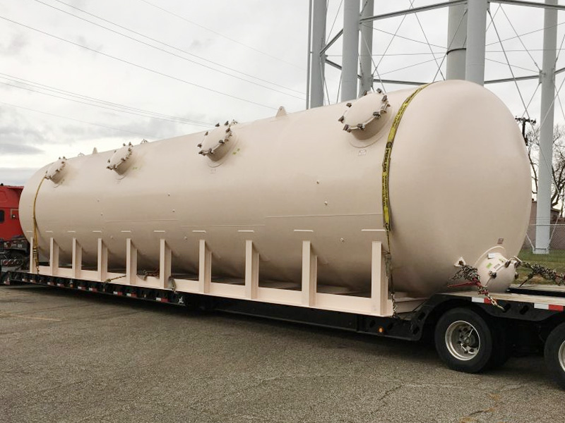 Pressure Vessels & Tanks 
